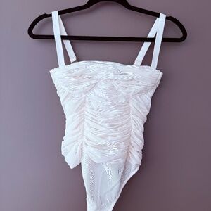 NWOT Aritzia Babaton Luxor Ruched Bustier Mesh Bodysuit